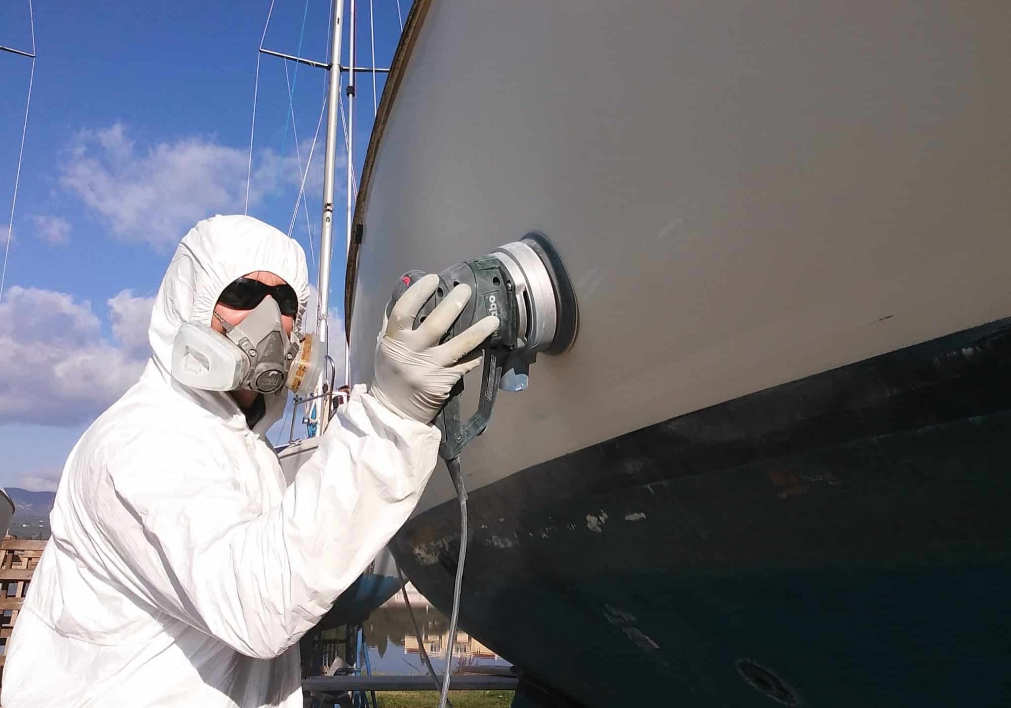 yacht painter with spray gun